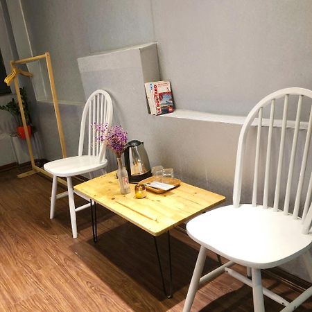 Luna Homestay 河内 外观 照片